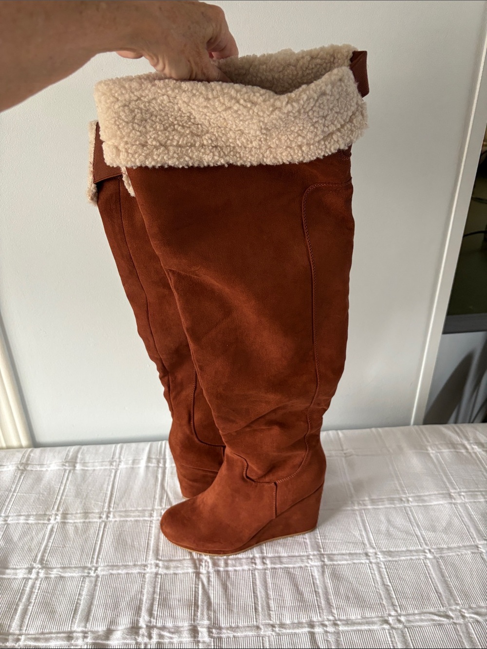 JustFab Over The Knee Faux Sherpa Lined Wedged Heel Boots Chestnut 9 - Picture 2 of 5